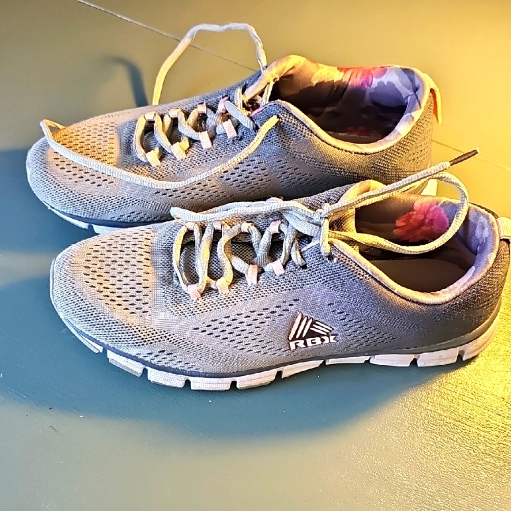 Rbx Gray Athletic Sneakers.‎  Good Used Condition. Size 8.5